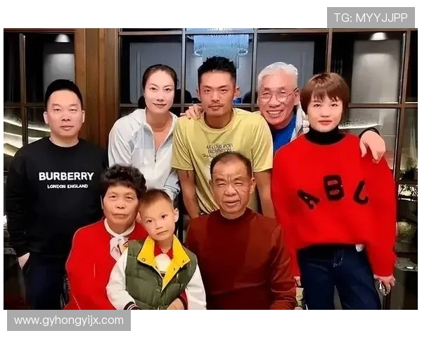 张娜专访:从青涩少女到羽毛球冠军的成长之路回顾 张娜专访:从青涩少女到羽毛球冠军的成长之路回顾