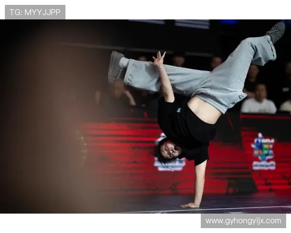 武汉街舞队如何在世界攀岩锦标赛中实现华丽转型与突破 武汉街舞队如何在世界攀岩锦标赛中实现华丽转型与突破