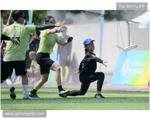 西安飞盘队在世界滑板锦标赛中以96分稳居积分榜首位