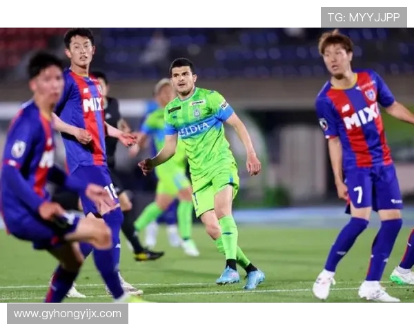 冈山绿雄迎战横滨FC力争主场胜利展现球队实力与斗志 冈山绿雄迎战横滨FC力争主场胜利展现球队实力与斗志