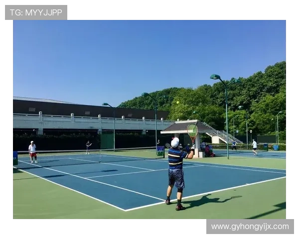 南京网球队边路渗透战术解析与实战应用探讨